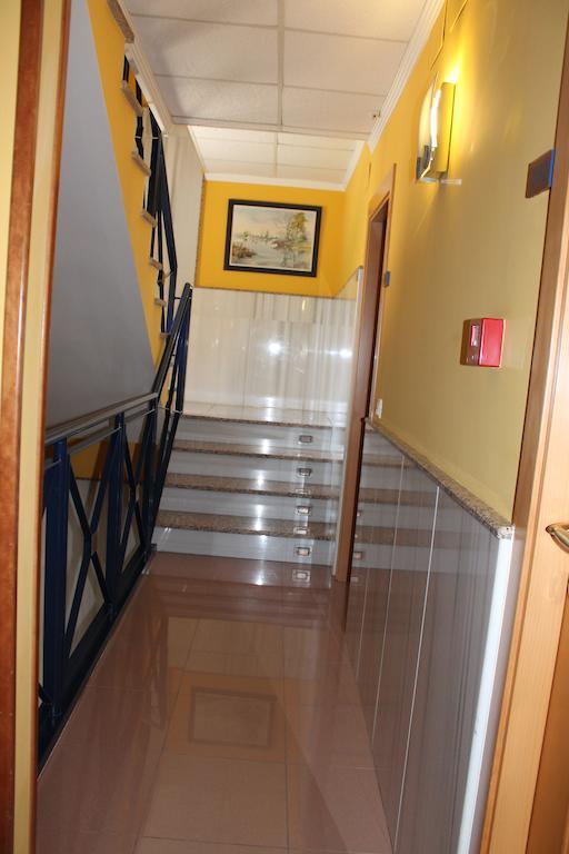 Hostal Prickly Villacanas Exterior photo